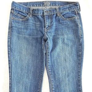 Old Navy The Diva Women's 10 short boot cut jeans